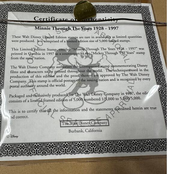 Disney Minnie "Through the Years" Limited Stamp Collection 2989/5000 w/ COA - Picture 5 of 5